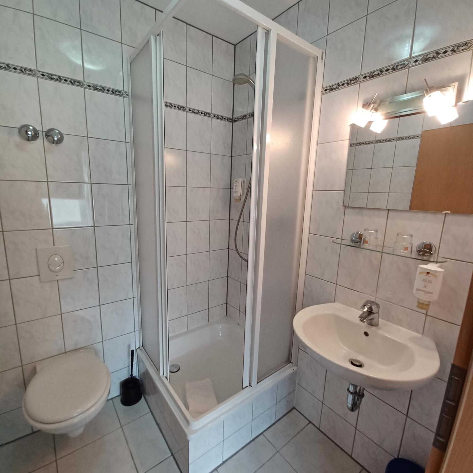 Landhotel Zum Baggernpuhl Wachow Buitenkant foto